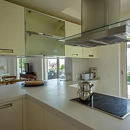 Sleeps 10 With Pool Air Con And Wifi Villa *
